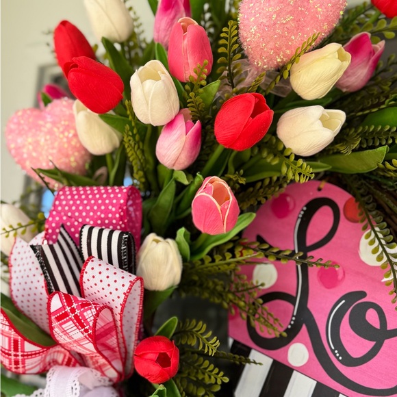 SOLD LOCALLY Love Valentine’s Day Wreath - Picture 9 of 10